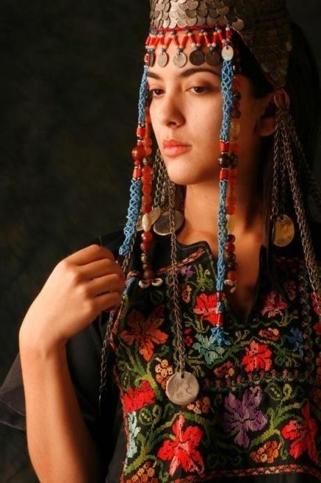 traditional costumes from around the world
